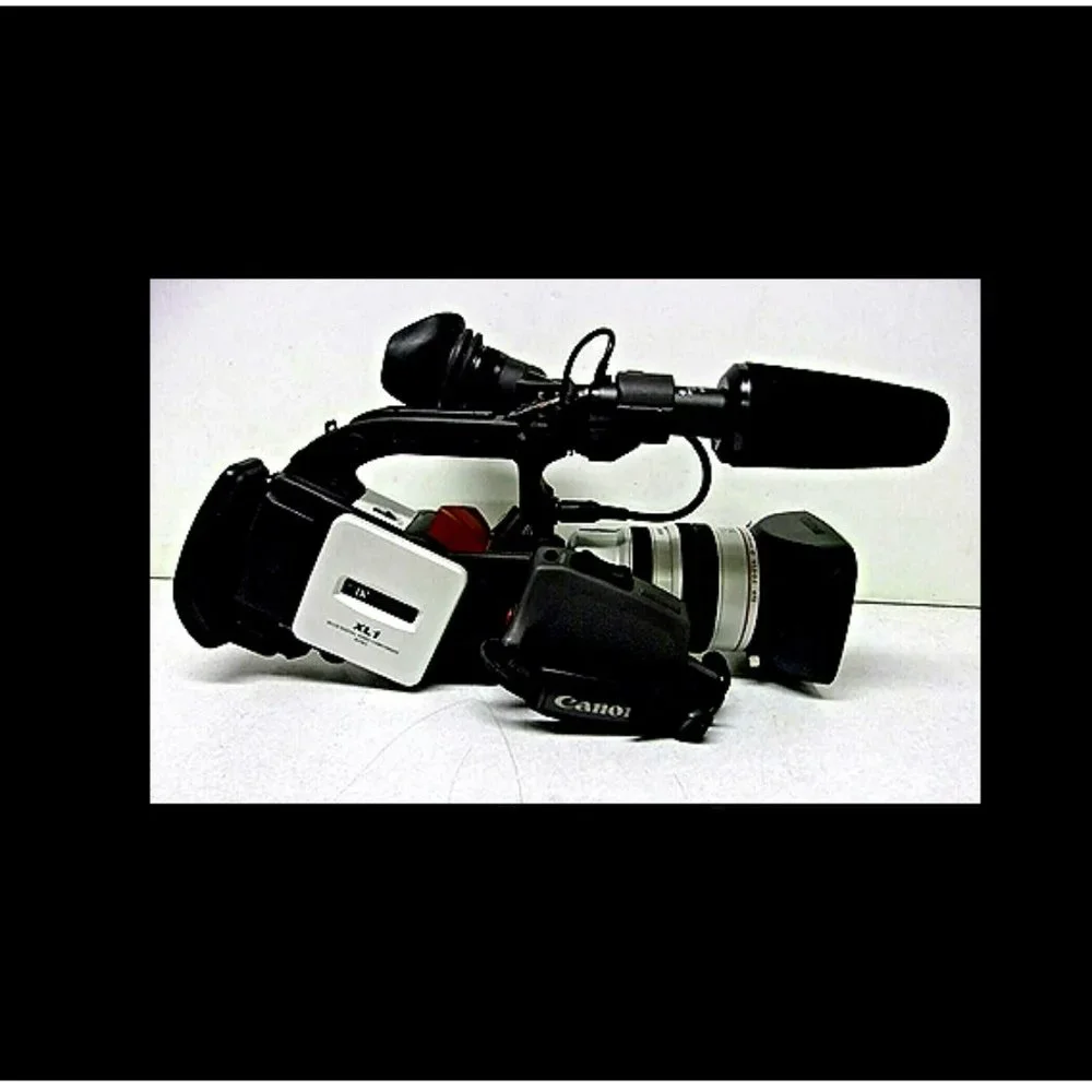 Canon XL1 Digital Video Camera In The Original Box & Multiple Accessories